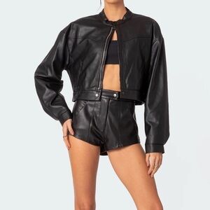 Edikted Faux Leather jacket / shorts set